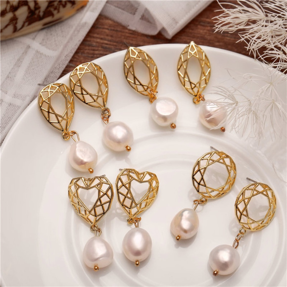 Occo Pearl Heart Drop Earrings - Picture 2 of 2